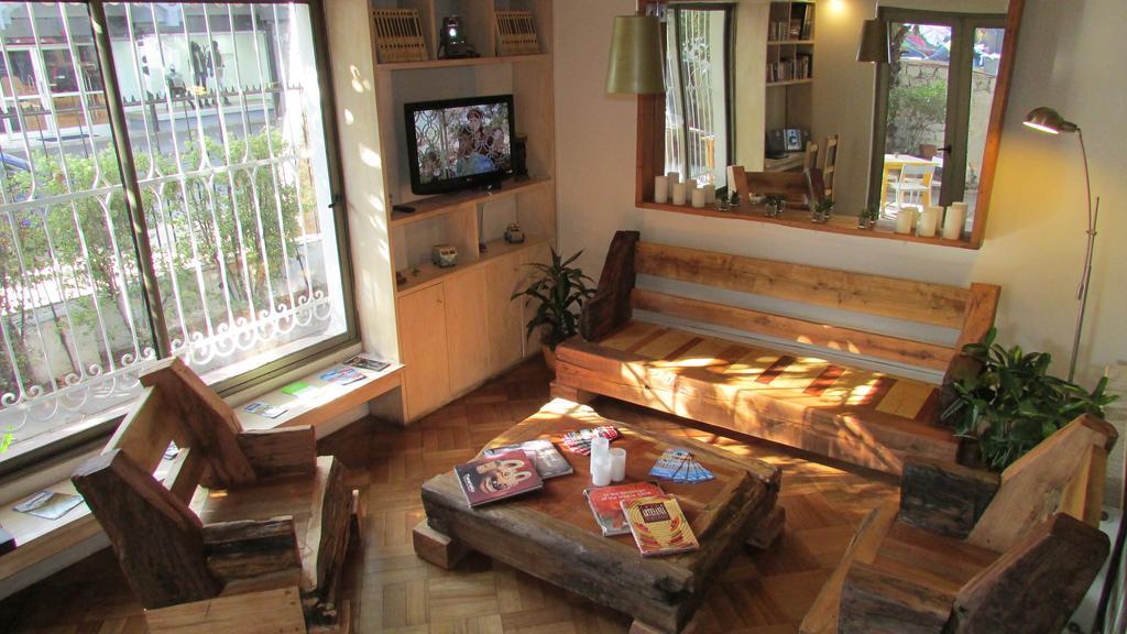 Hostal Caracol Santiago Buitenkant foto