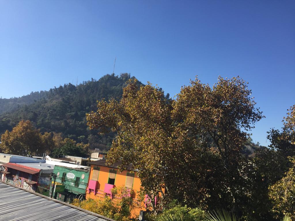 Hostal Caracol Santiago Buitenkant foto